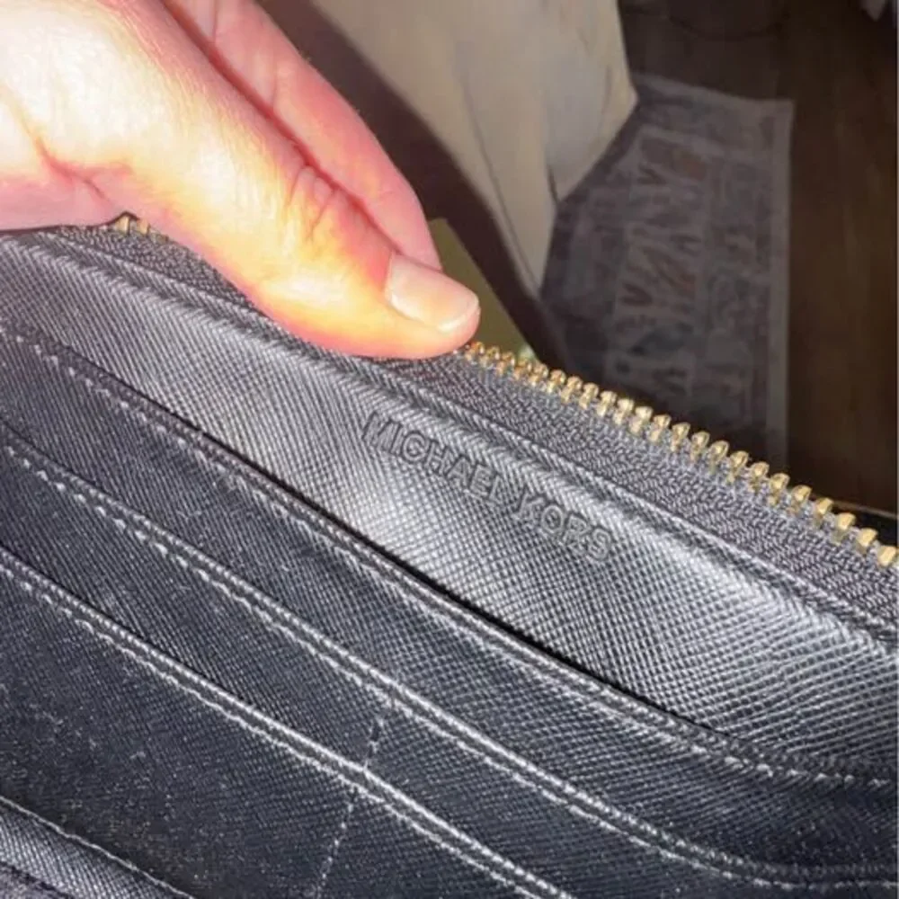 Michael Kors Zip-Around Wallet